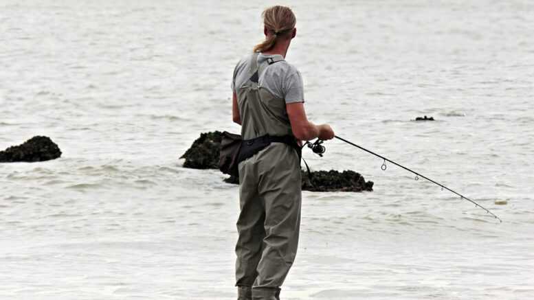 La pesca sportiva: ecco cosa si può fare - - Look Out News