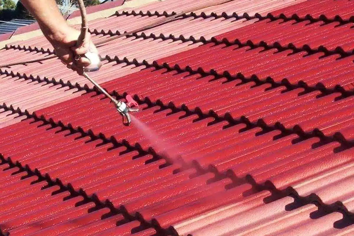 Le macchine a spruzzo per l'impermeabilizzazione dei tetti - macchine a spruzzo - Look Out News