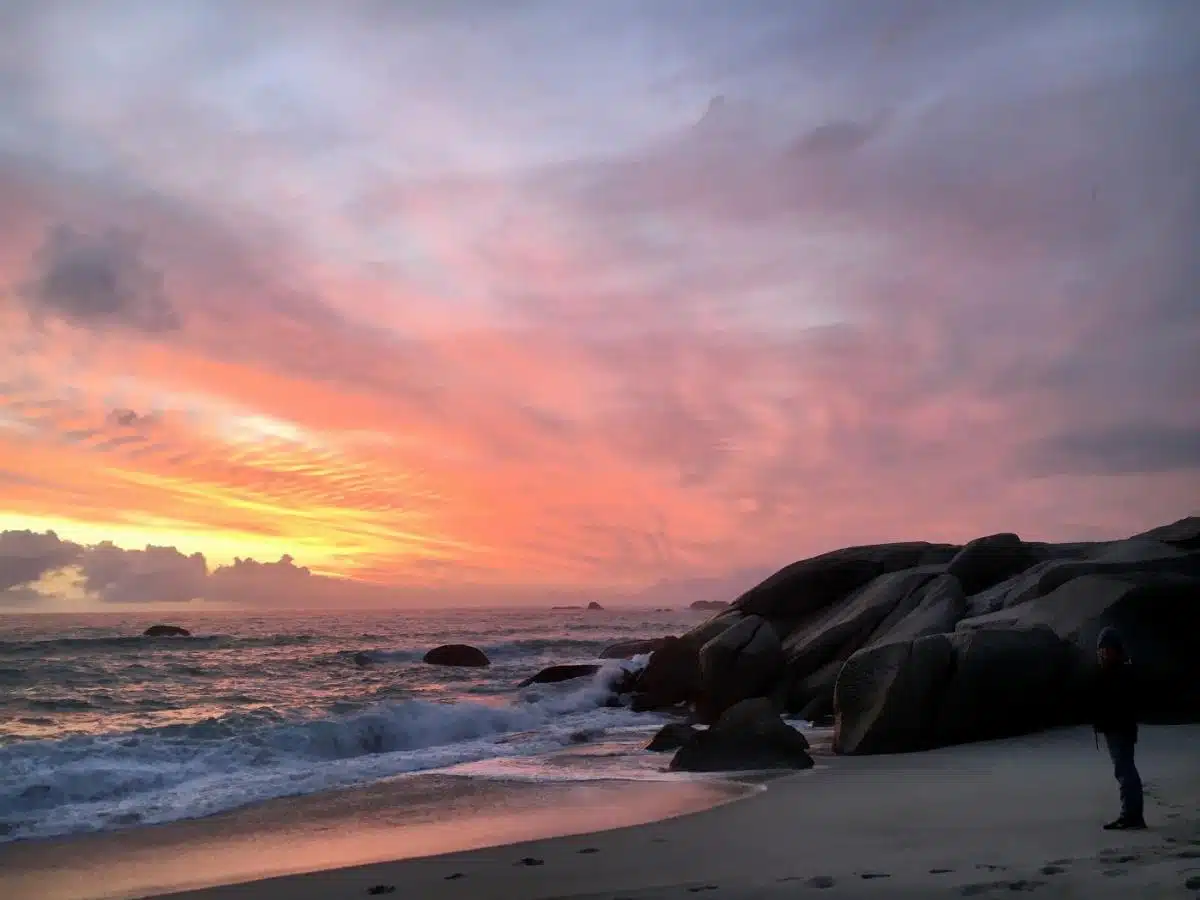 Il fascino incontaminato di Camps Bay: un angolo di paradiso a Città del Capo - Camps Bay - Look Out News