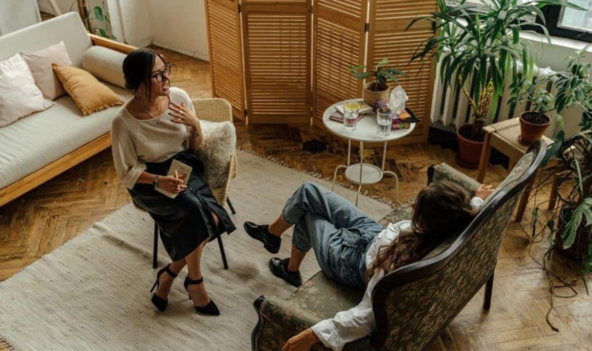 Scuola di counselor: un percorso formativo per chi vuole ascoltare, guidare, sostenere - - Look Out News