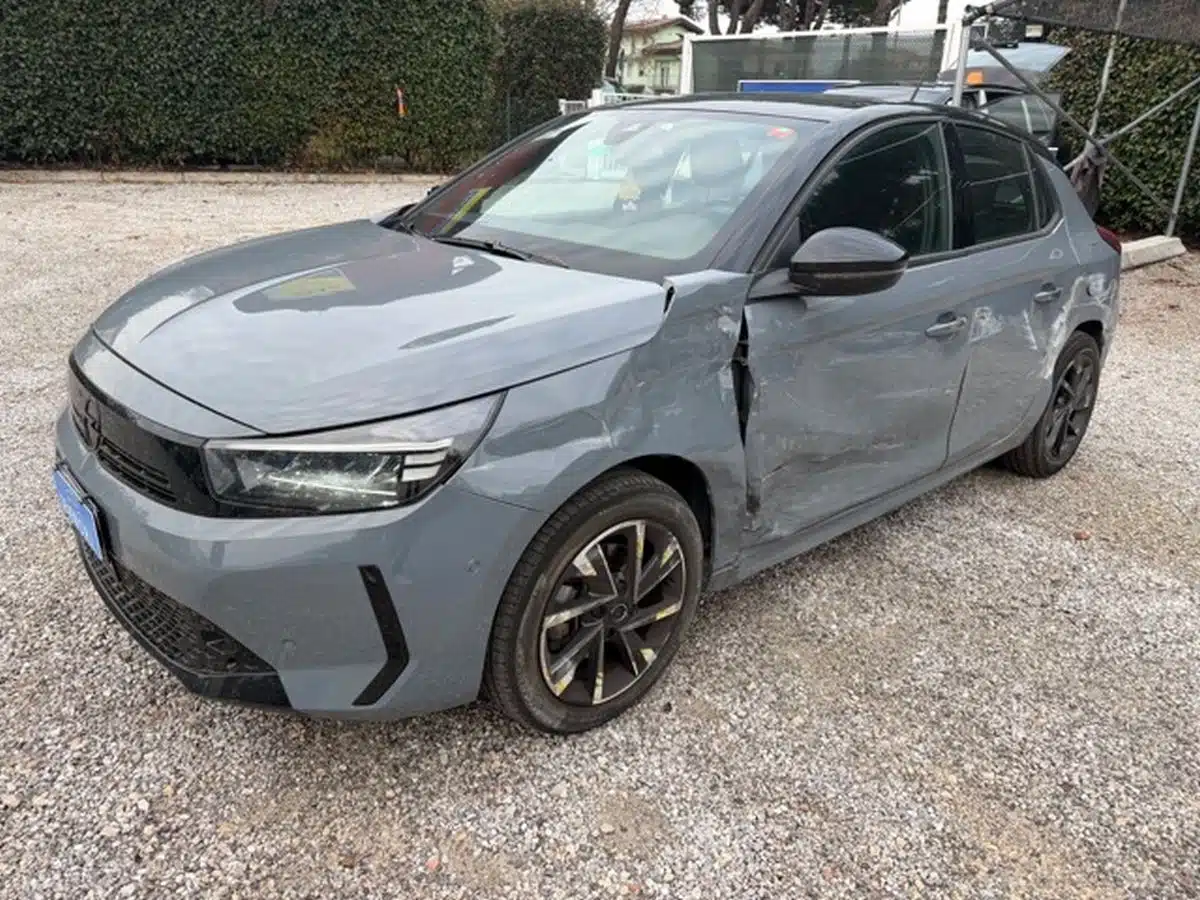 Acquisto auto incidentata: quando conviene vendere invece di riparare - - Look Out News