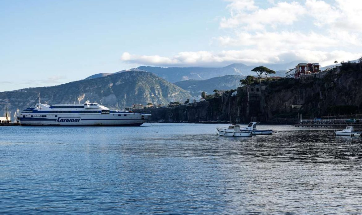 Napoli, una città che si racconta anche attraverso i nomi - - Look Out News