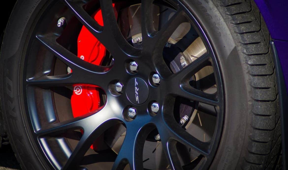 Come acquistare ricambi auto online senza errori: guida pratica su pezzi usati e sistemi di freni - - Look Out News