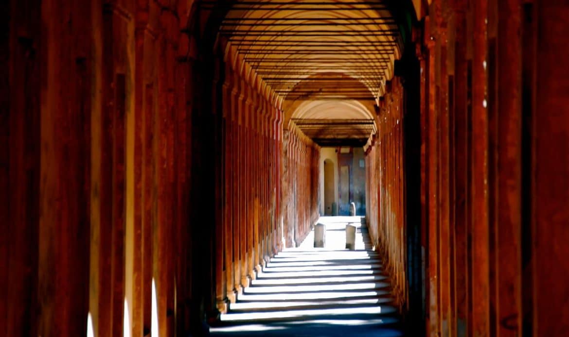 Come scegliere il partner giusto per comprare o vendere un’attività artigianale a Bologna - - Look Out News